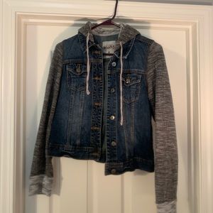 Women’s M Mudd Denim Jacket with knit sleeves